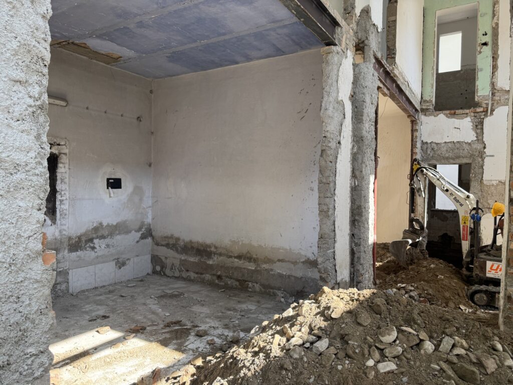 jobsite_15 Villa Galella renovation in Rimini, Italy — construction progress (6 of 18) by Duoma Atelier